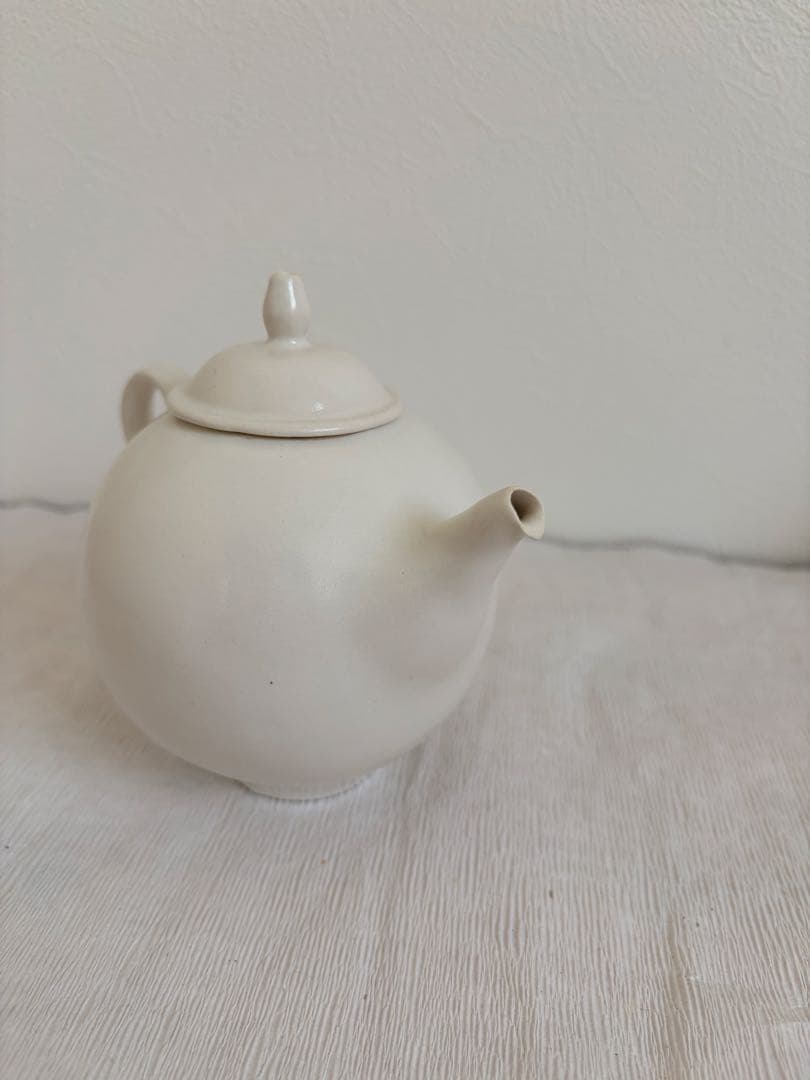 河合竜彦 オーバル ポット 白い器 作家