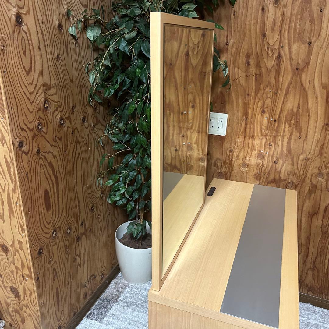 都内23区送料無料❗️関本家具　アンテカルネ　ドレッサー　椅子スタンドライト付き✨