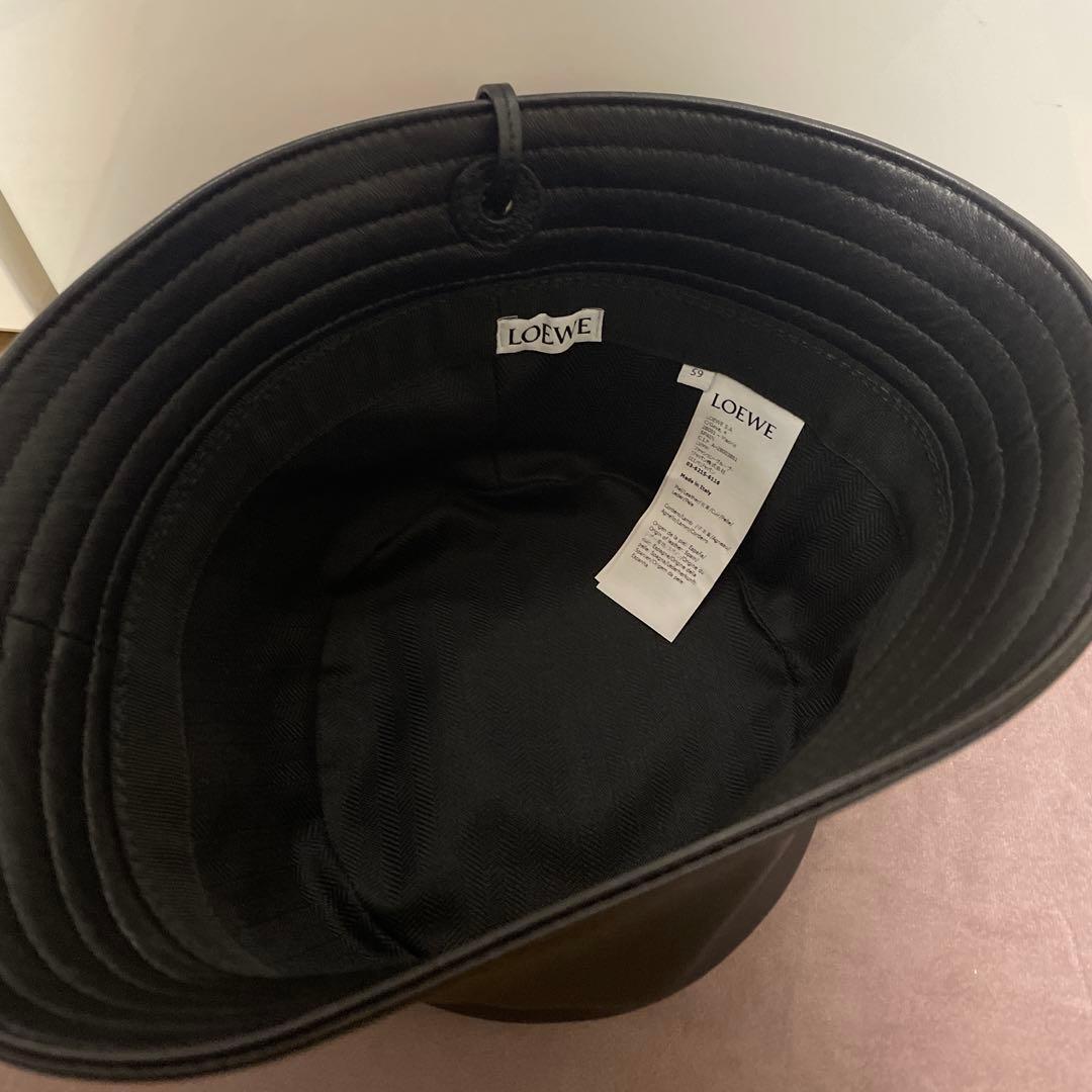 【P】LOEWE アナグラムロゴパッチレザーバケットハット　ブラック