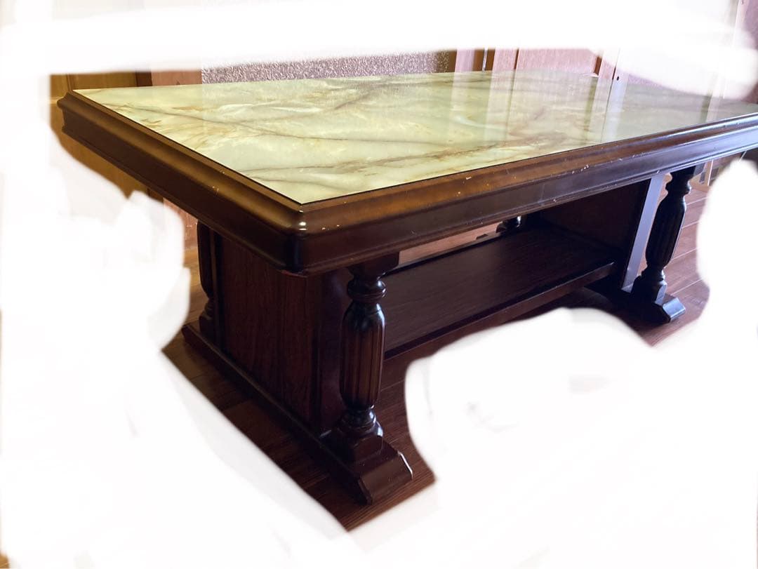【最終価格】クラシックスタイル 大理石風テーブル