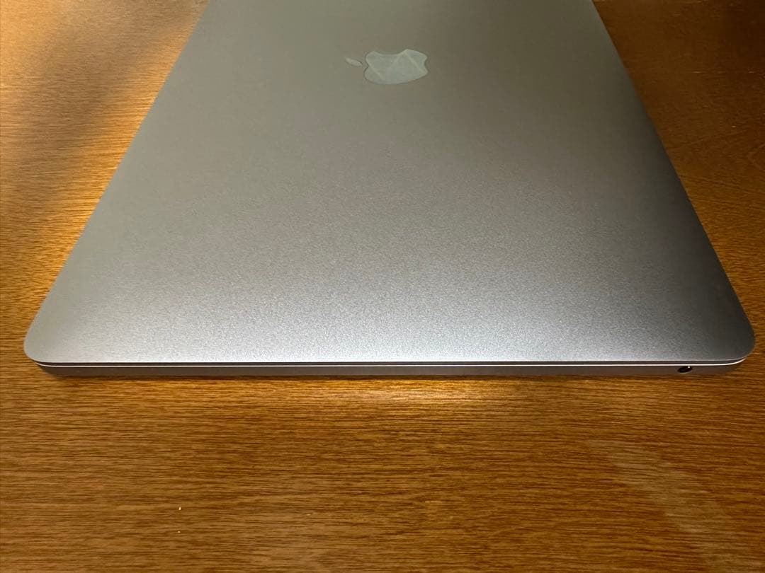 MacBook Pro 2019 13インチ i7 16G RAM 1T SSD