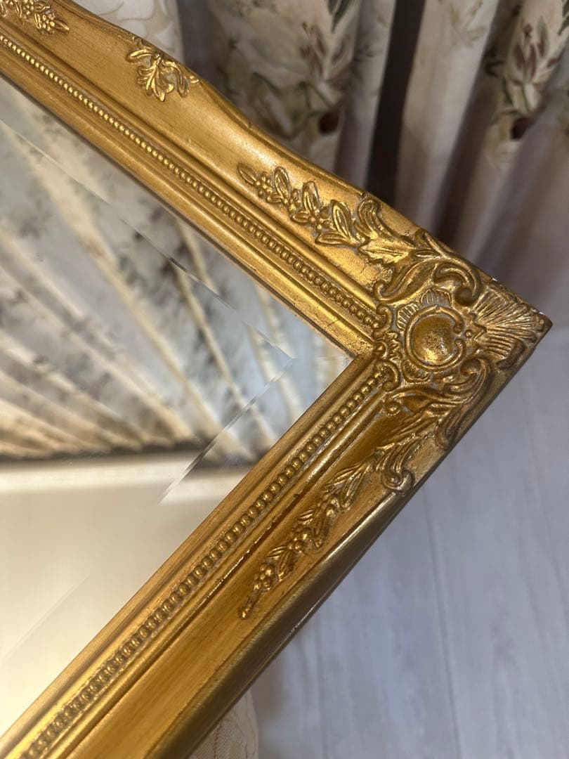 アンティーク風　エレガント額縁ミラー