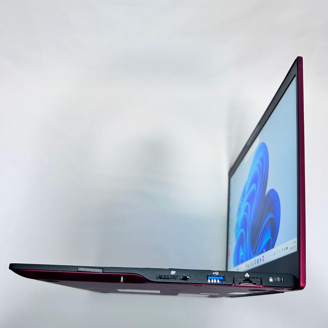 【バッテリー極上・レア赤】LIFEBOOK ｜第10世代i5・高速SSD