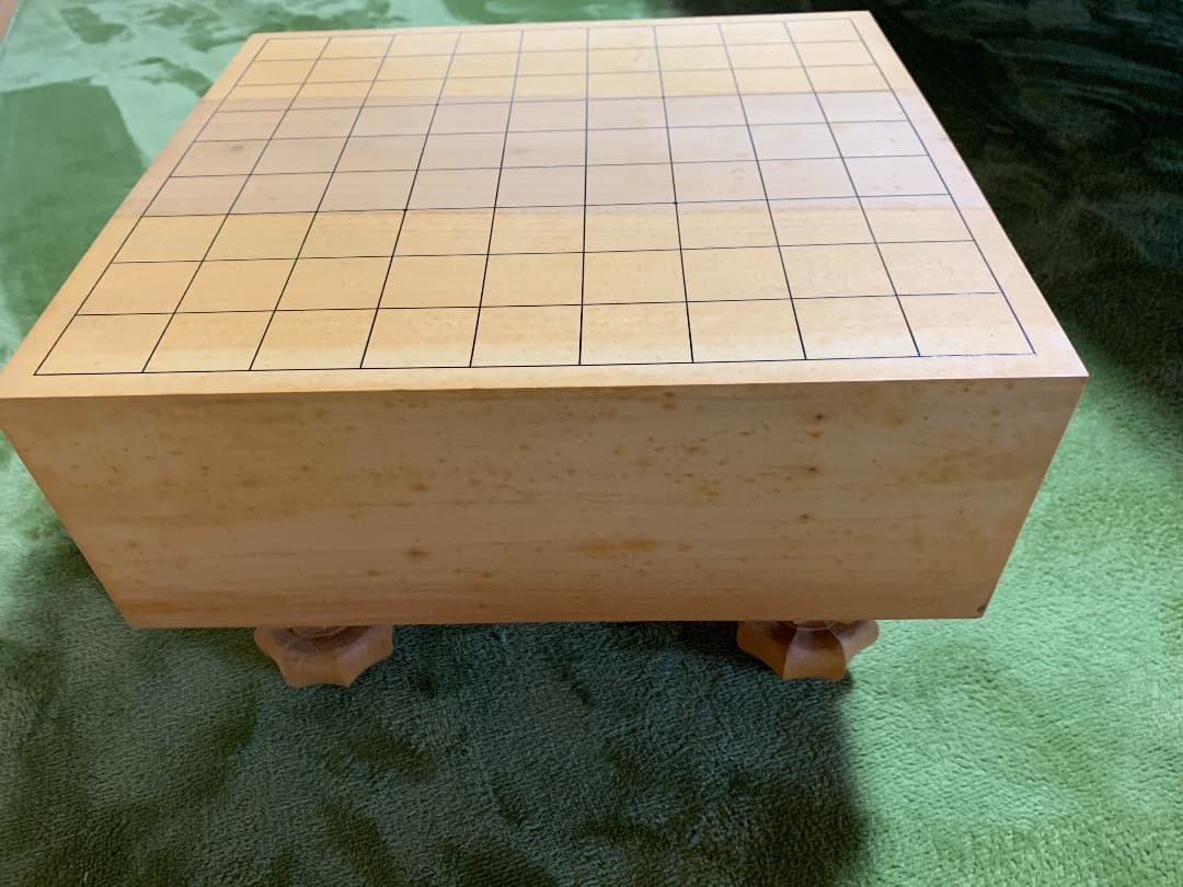 ⭐︎ 特価　【国産】イチョウ　５寸将棋盤　脚付