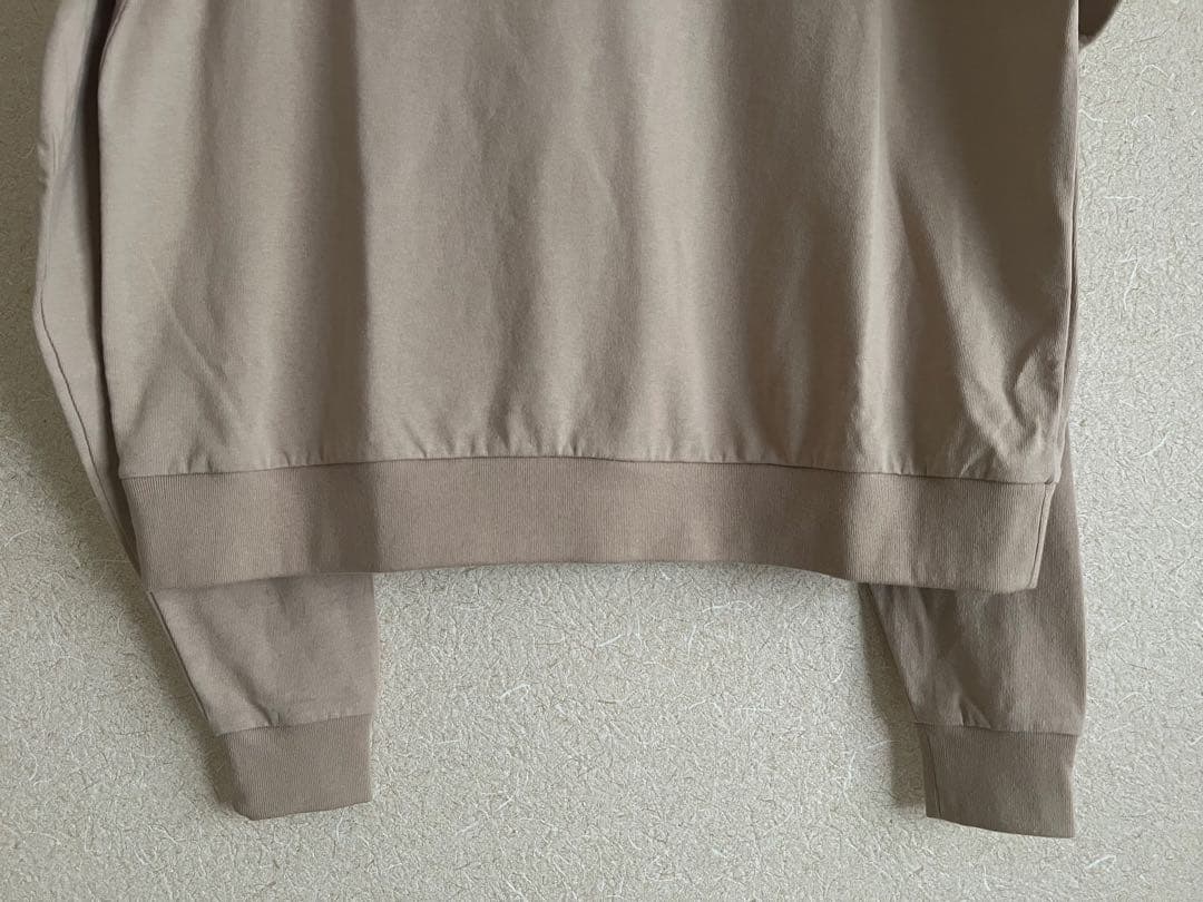 “ヴェリテクール”ユニセックスヴィンテージロングスリーブ・ベージュ・未使用品