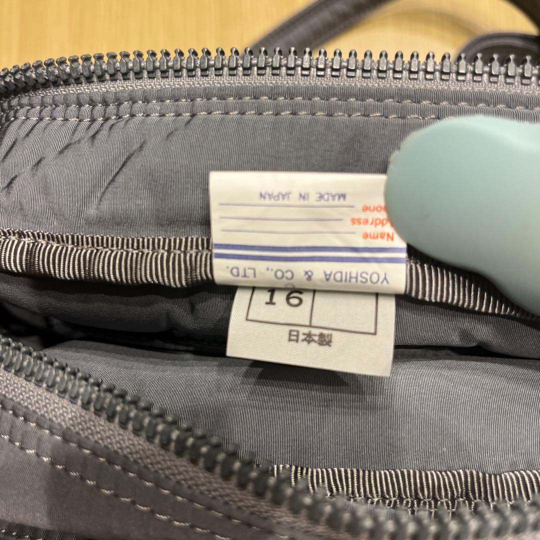 吉田カバンショルダーバッグ（サコッシュ）