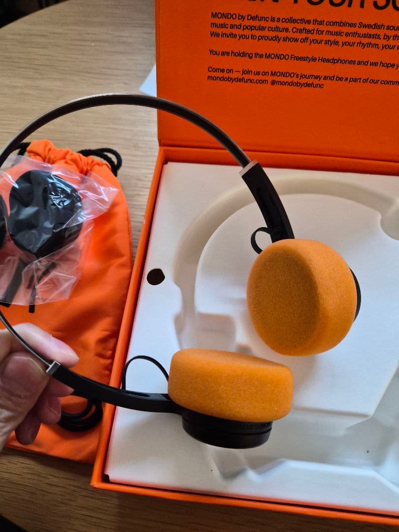 MONDO BY DEFUNC Freestyle Headphones　黒