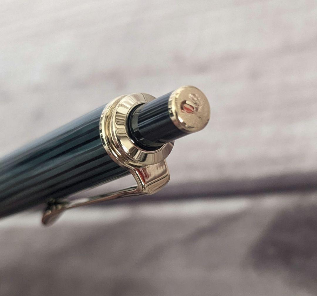 美品 ペリカン ボールペン スーベレーン K400 緑縞