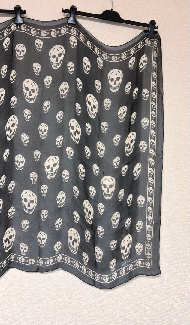 わ*様 Alexander McQueenスカル シルクスカーフ ストール ヴ