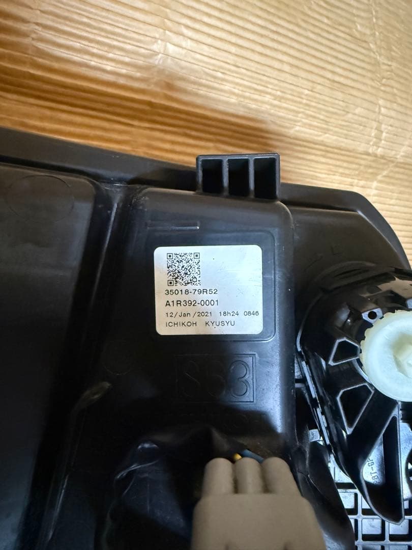 スペーシアカスタム LEDヘッドライト 左