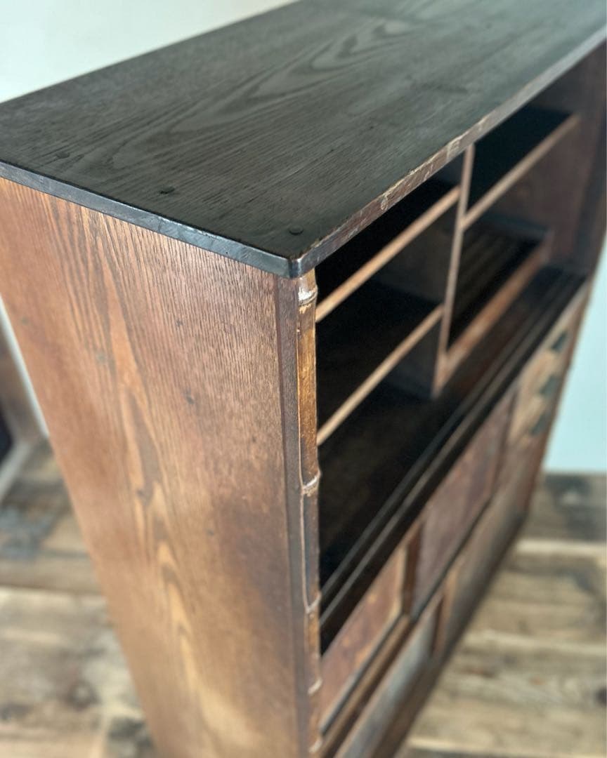 昭和初期 古家具 木製収納棚 食器棚 修理前 現状渡し リメイクベース