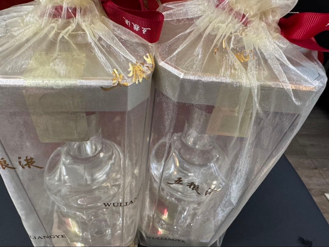 五粮液 白酒 透明ボトルケース入り　2024年