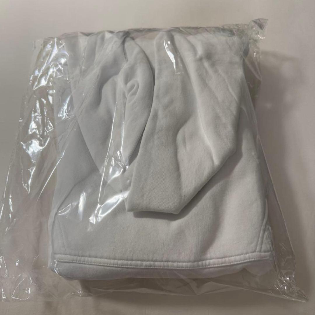 【匿名配送】Jennie ポップアップ フーディ サイズL