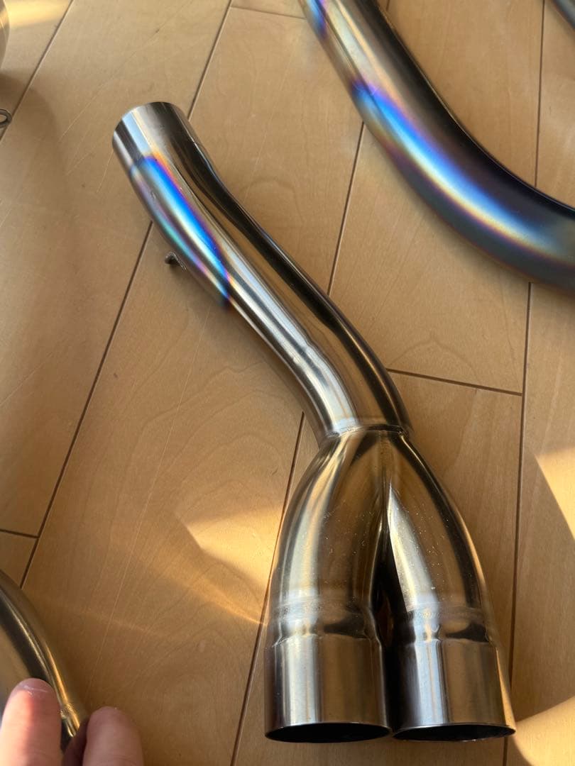 cb1300（SC54）アールギス　ワイバーンフルチタンマフラー