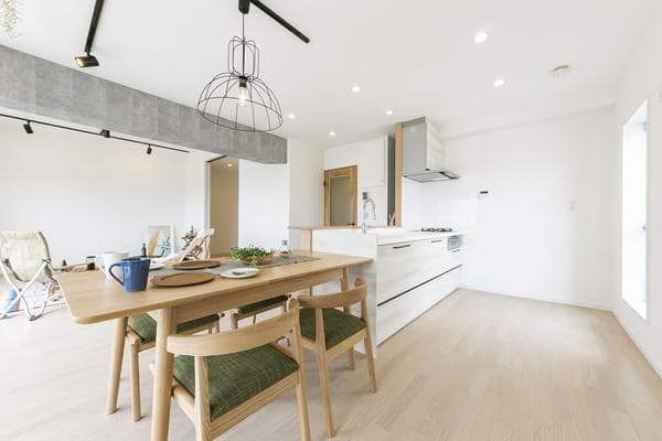 ロボット掃除機対応♪ ダイニングチェア 浮く グリーン HOC-541 N01