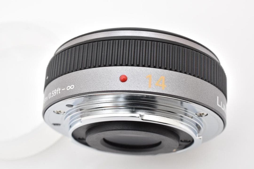Panasonic パナソニック Lumix G 14mm F2.5 レンズ
