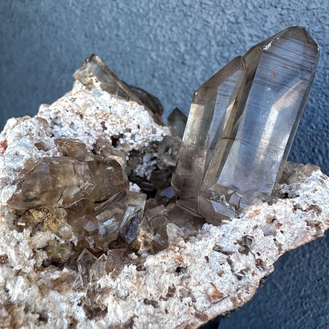 【金運☆魔除】高透明度☆高品質スモーキークォーツクラスター天然石 原石A1450