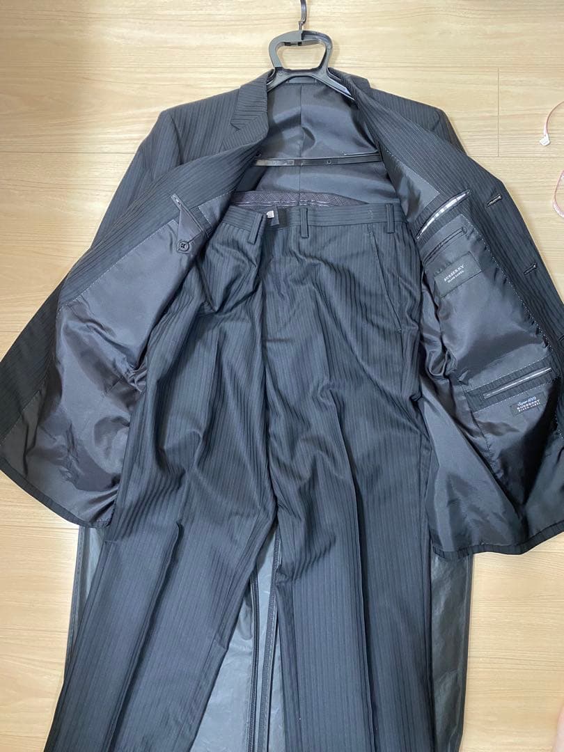 美品　バーバリーブラックレーベル　スーツセット　紺　ストライプ