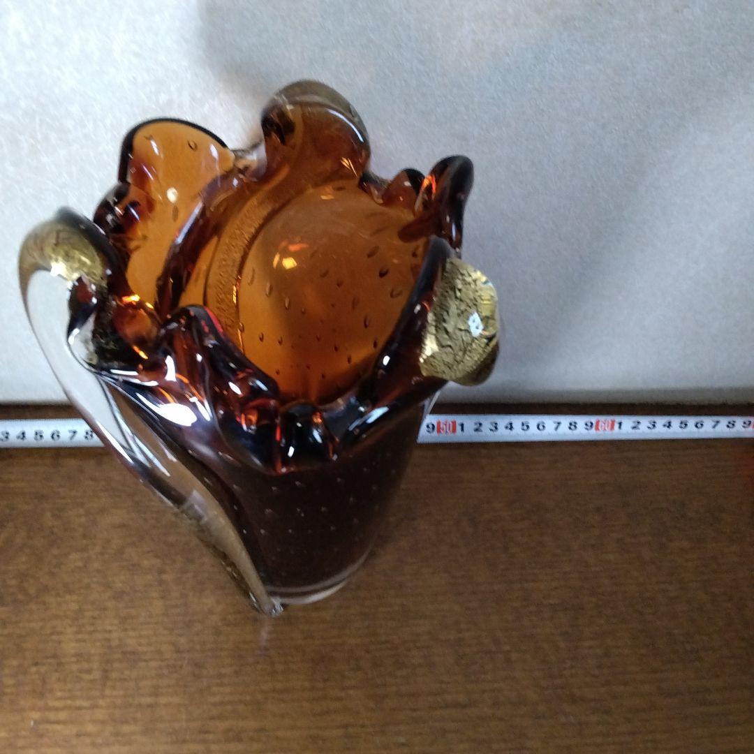 岩田藤七　 　金箔入り　　花瓶　花入　吹き硝子