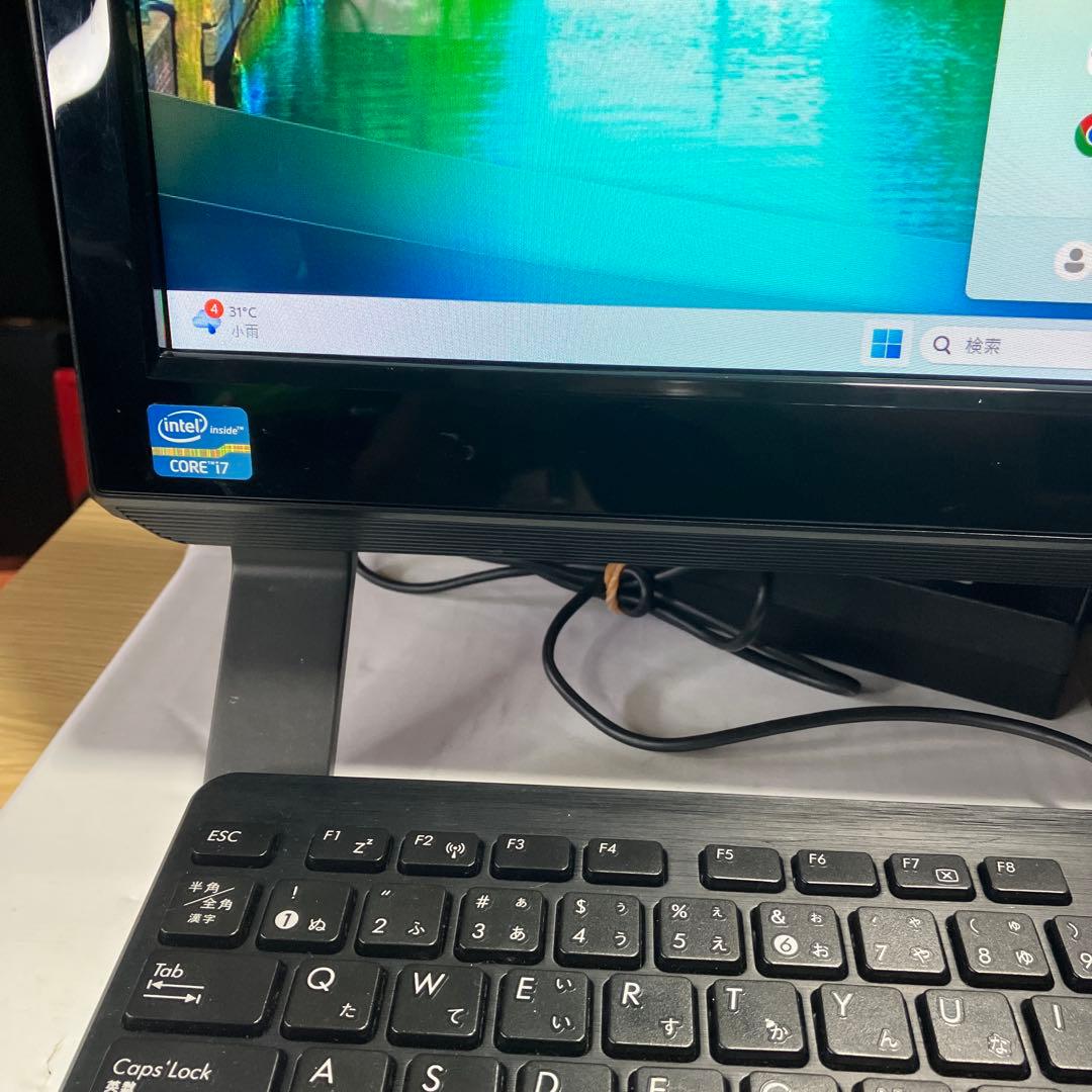 FUJITSU モニター型パソコン Windows11 core i7 美品