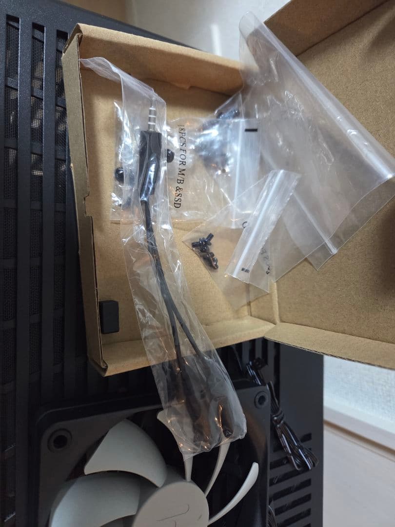 HYTE Y40　自作pc pcケース