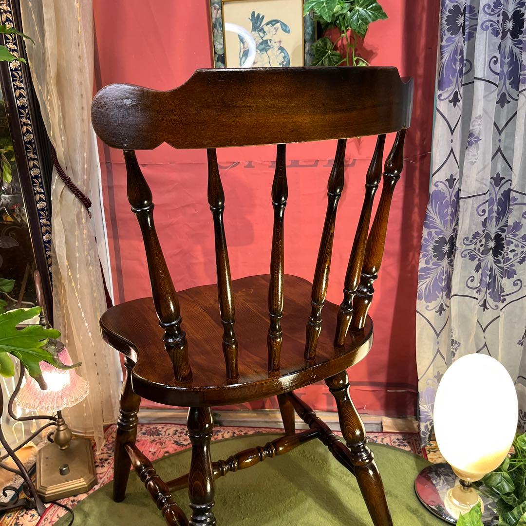 L ２-１　キツツキマーク ヴィンテージ スピンドルチェア　飛騨産業