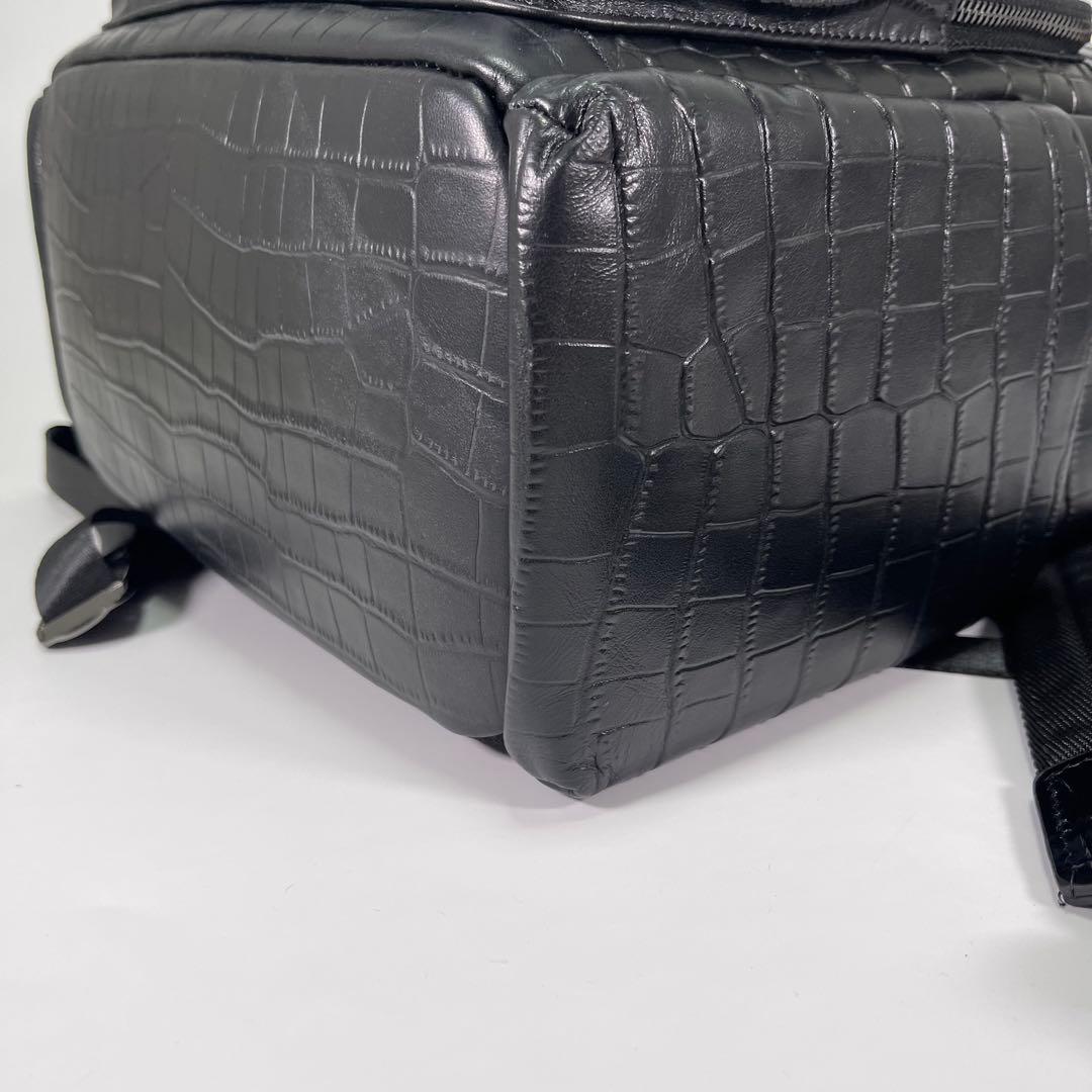 【新品✨】クロコダイル風メンズバックパックリュック大容量 本革型押し渋め黒