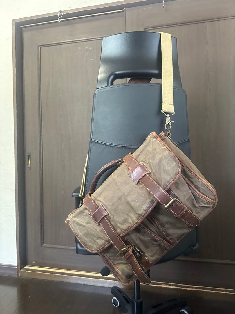 シュレジンジャー（Schlesinger）ワックスド・キャンバス・バッグ