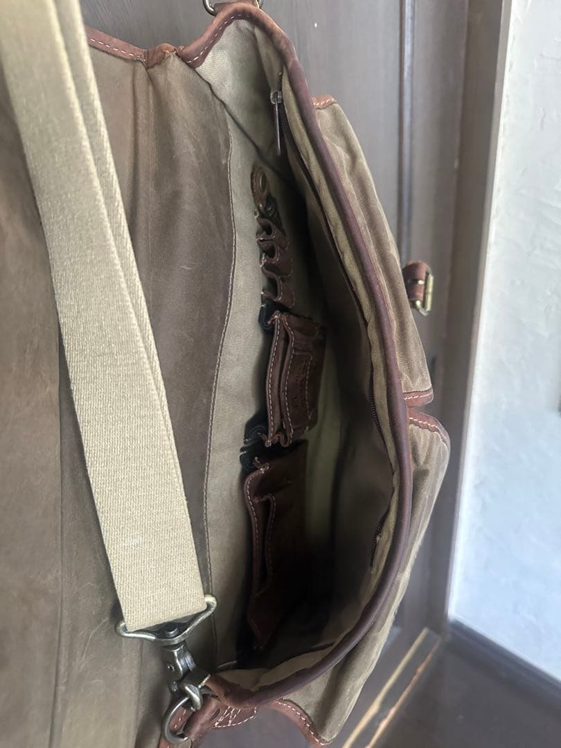 シュレジンジャー（Schlesinger）ワックスド・キャンバス・バッグ