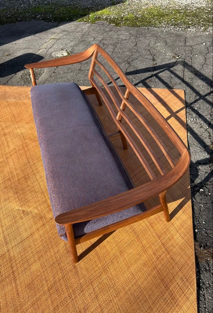 karimoku/カリモク 3人掛けソファ ネイビー