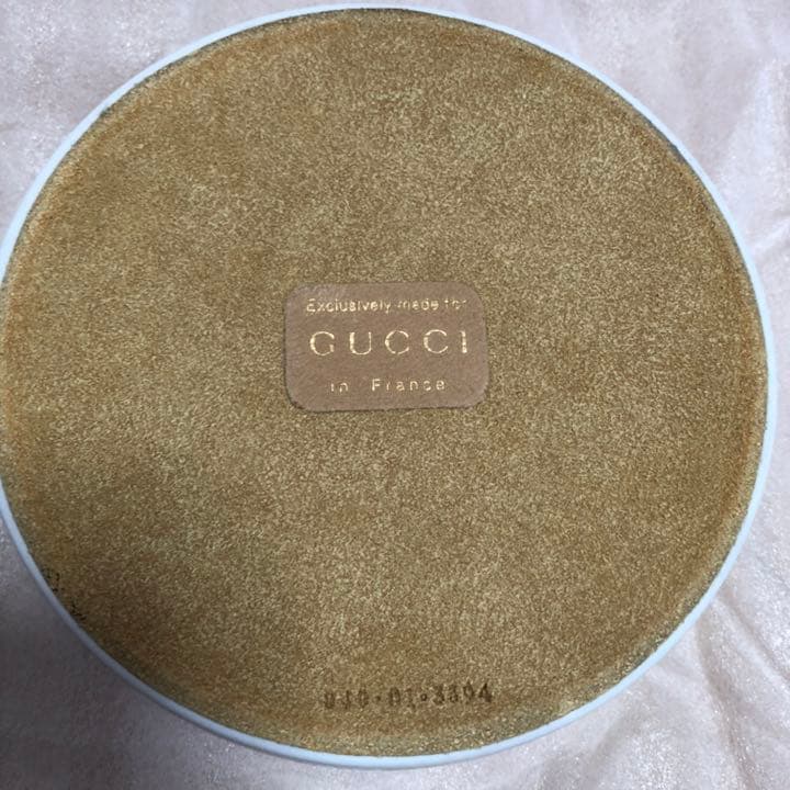 GUCCI 陶器製小物入れ　アクセサリーケース