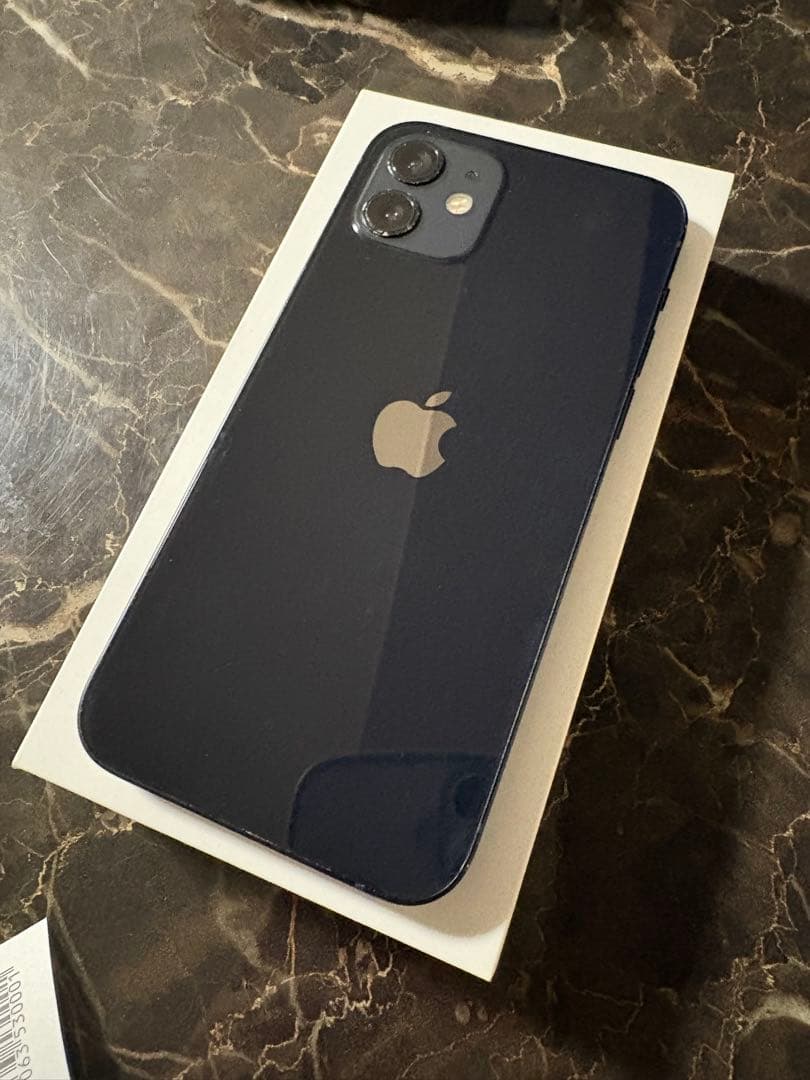 スマートフォン本体 iPhone12 64G