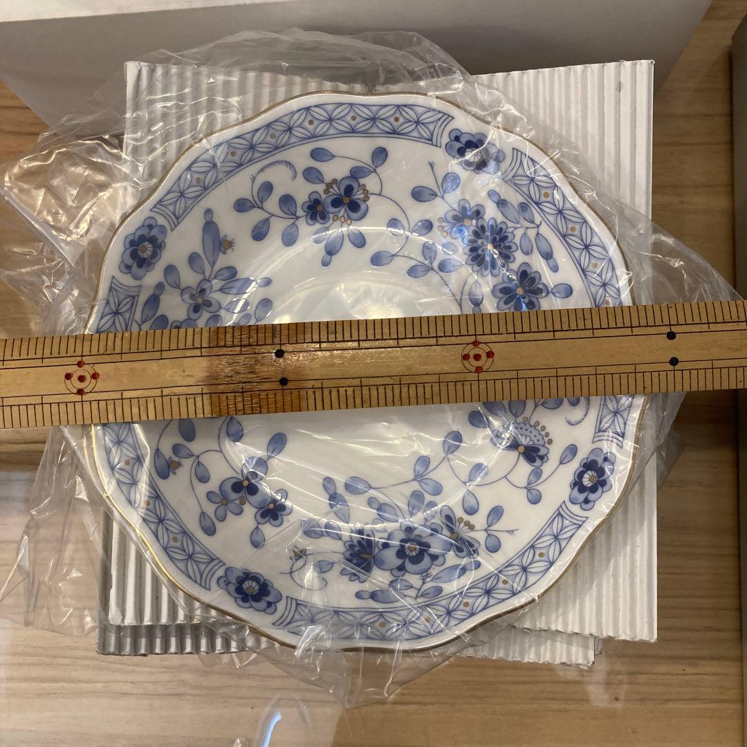 公式　ナルミ食器セット