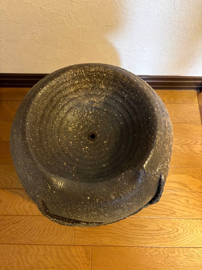 信楽焼　電動つくばい