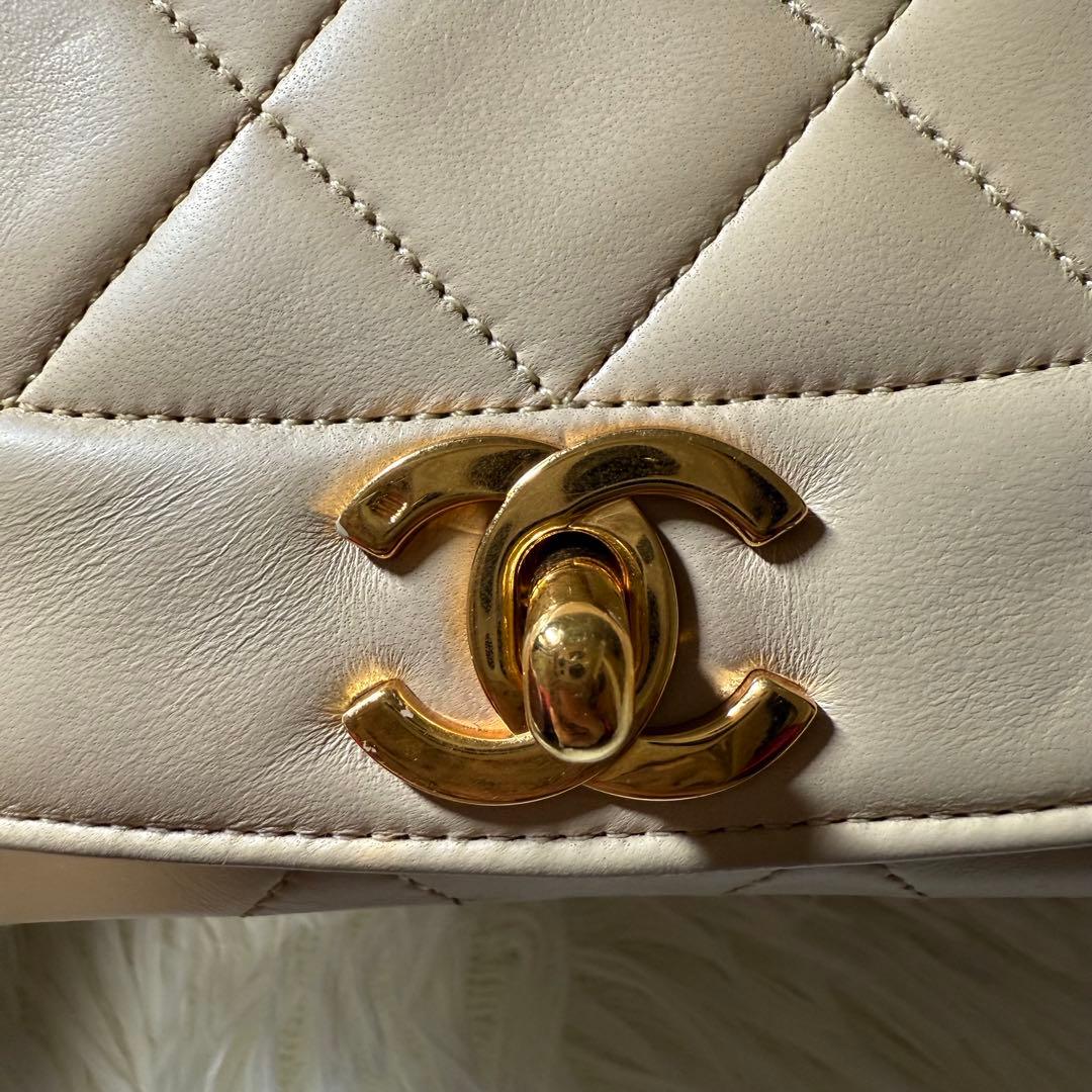 シャネル CHANEL マトラッセ ダイアナ チェーンバッグ 2番台 ベージュ