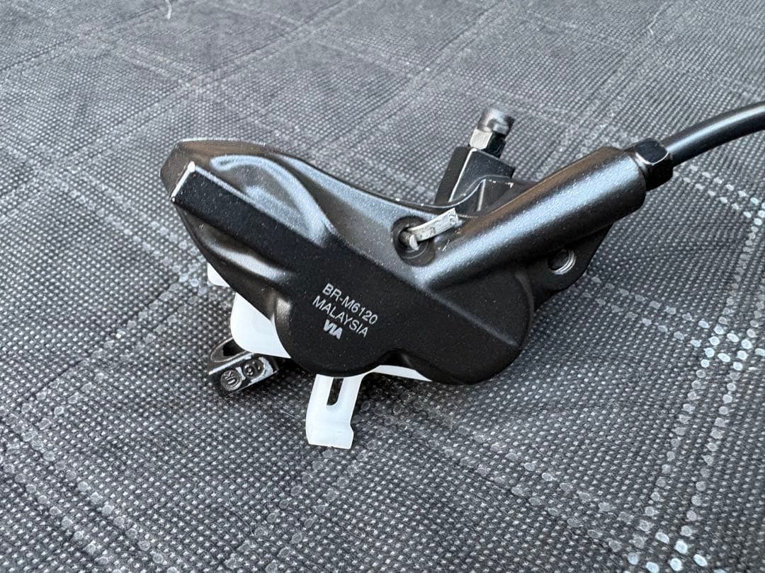 シマノDEORE ディスクブレーキ(対向4ピストン)ブレーキレバーセット