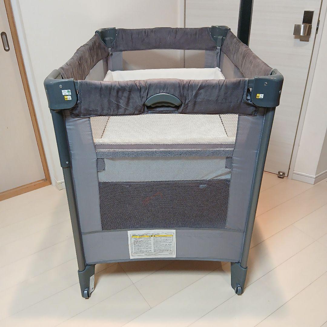【美品】 アップリカ ココネルエアープラス　ベビーベッド グレー