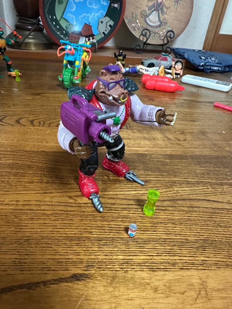 ミュータント・タートルズ フィギュアとビークルセット