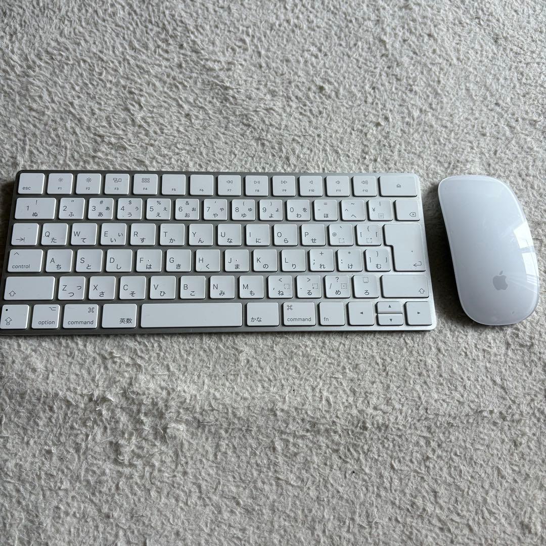 Apple Mac mini 本体 + マウス + キーボード