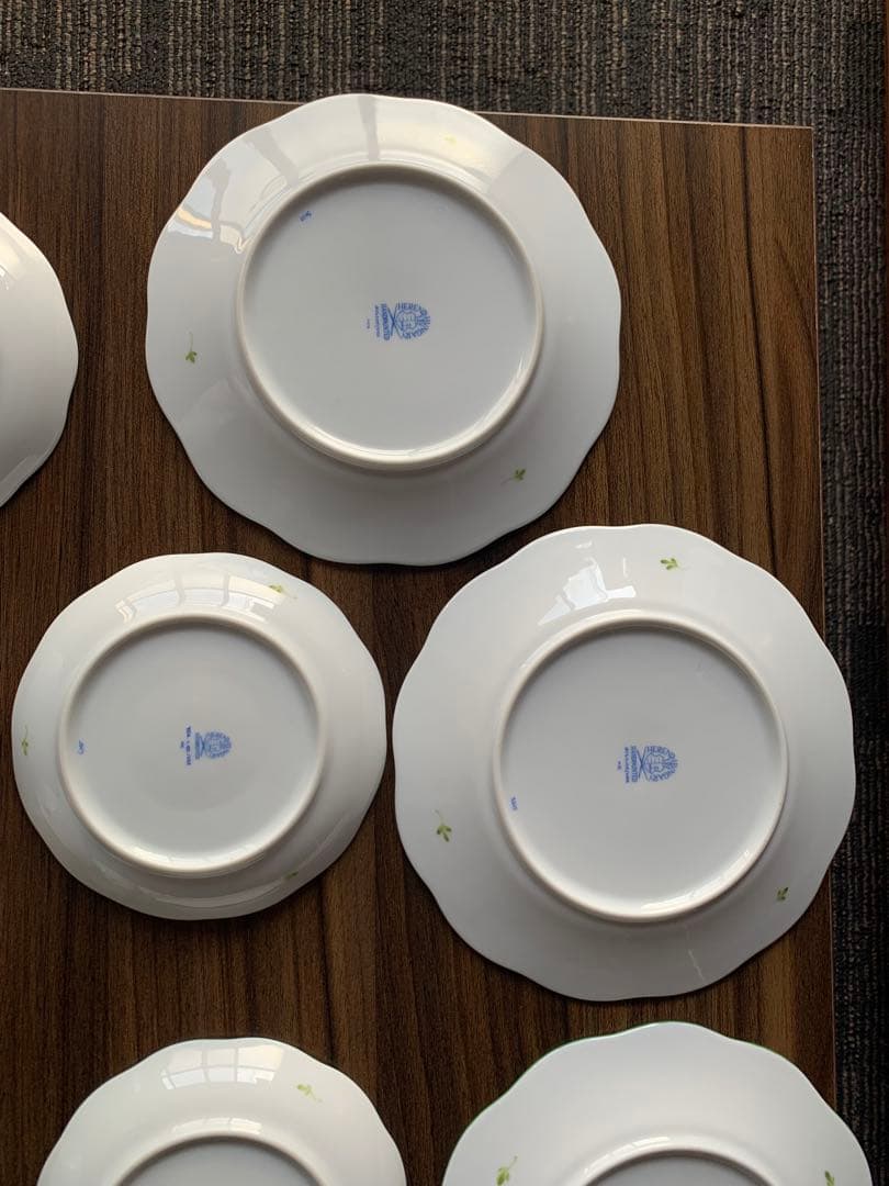 【値下げ可】HEREND ウィーンの薔薇　プレート5枚&カップアンドソーサー5客