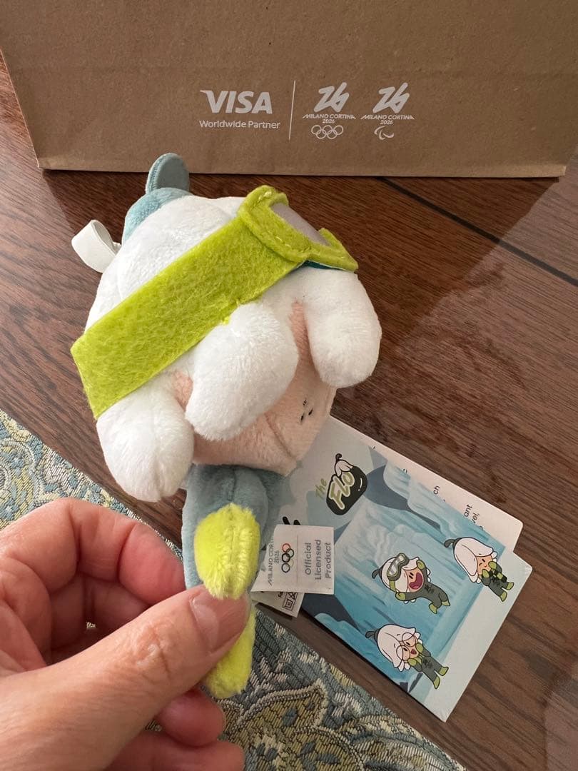 ミラノオリンピック　公式ショップ　キーリング付マスコット　「ティナのお友達」