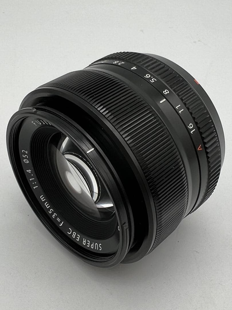 富士フイルム FUJIFILM XF35mmF1.4 R [単焦点レンズ］