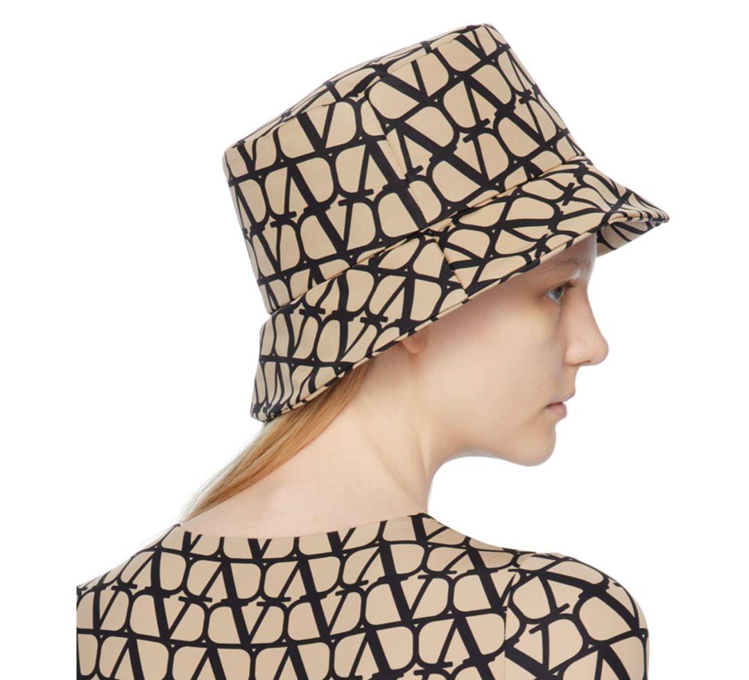 極美品　VALENTINO　ヴァレンティノ　帽子　 バケットハット　タグ付　38