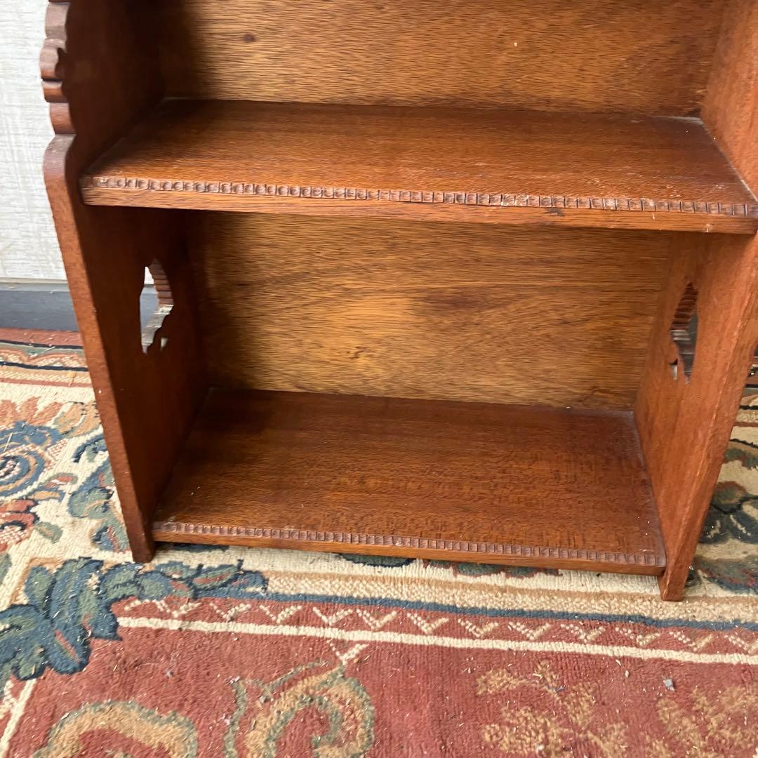 北欧レトロ ミッドセンチュリー 4段 木製彫刻オープンラック 飾り棚 古家具