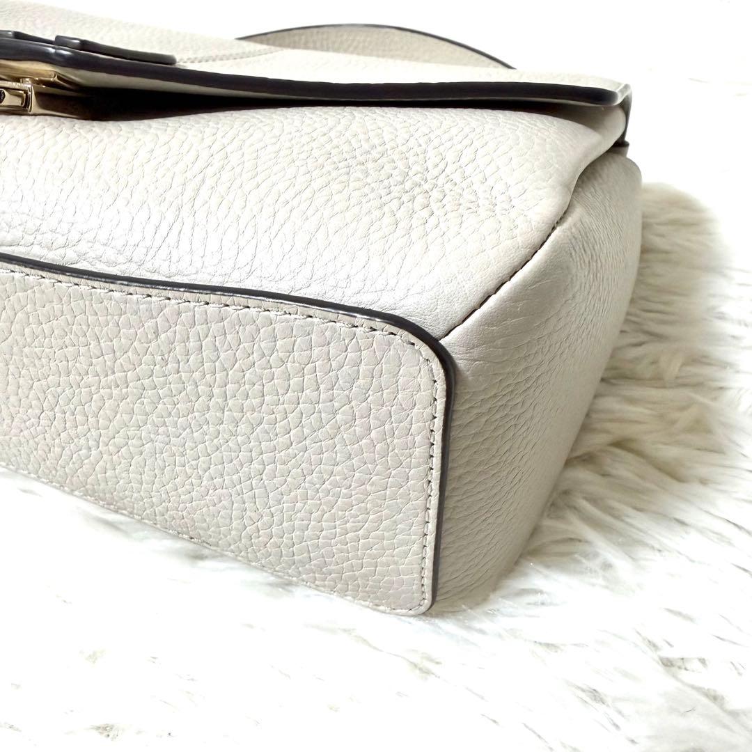 美品✨FURLA ダフネ ショルダーバッグ 2way 現行 アイボリー