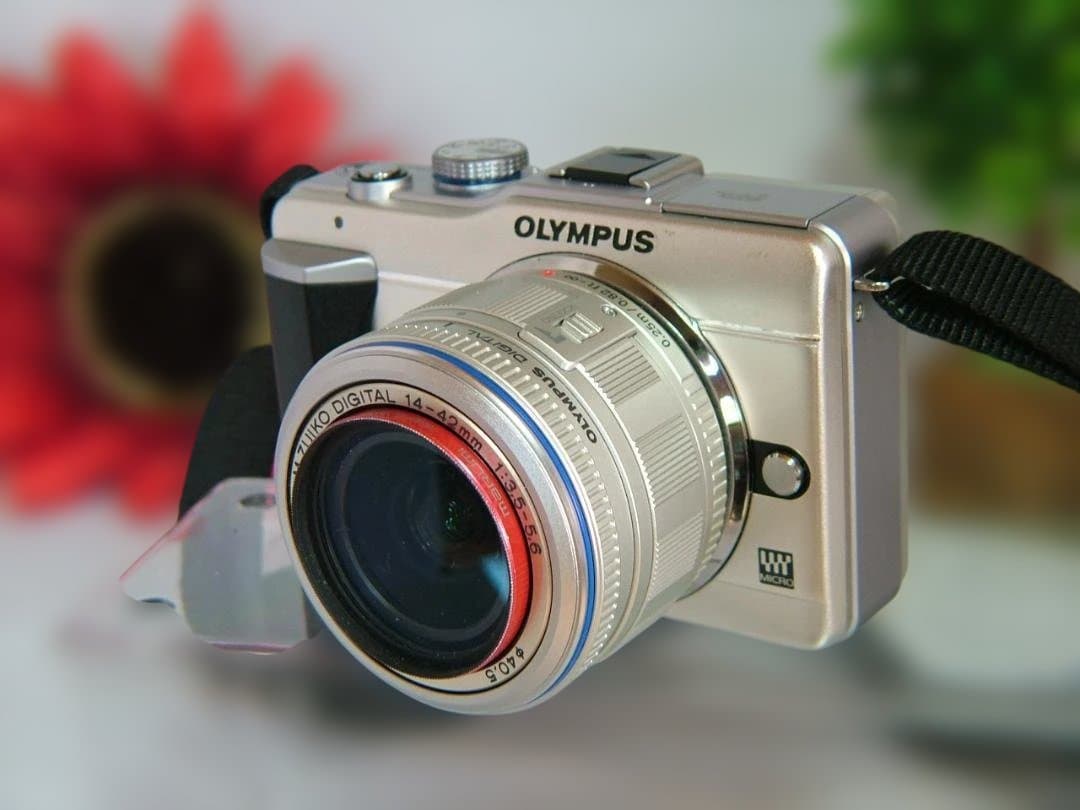 OLYMPUS EPL-1　　　M.ZUIKO 14-42mmシルバー