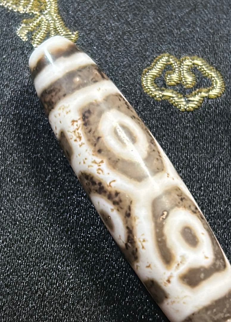 龍眼天珠　ハンドメイド品／送料込　匿名発送／チベット　天珠　お守り