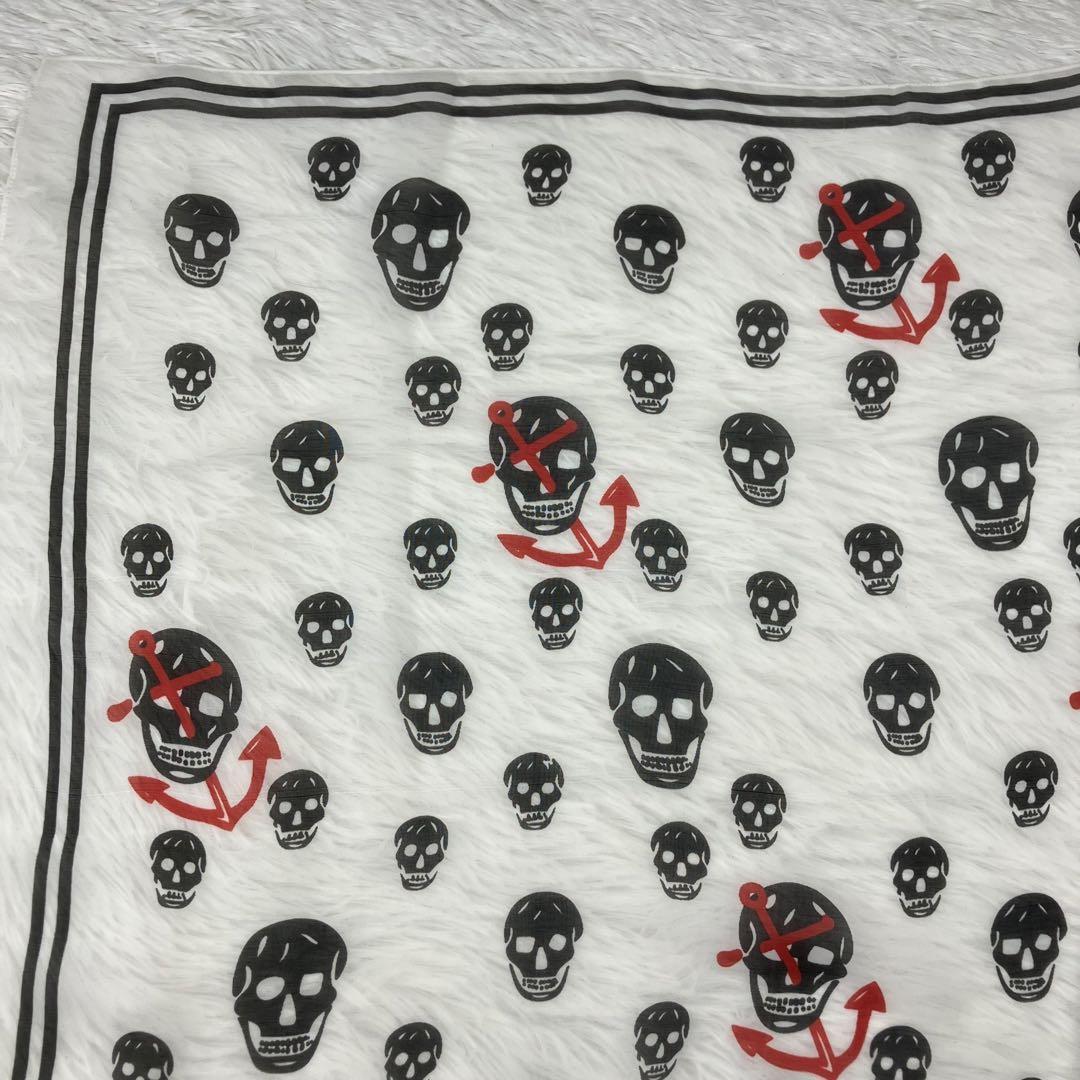 アレキサンダーマックイーン　スカーフ　スカル　ドクロ