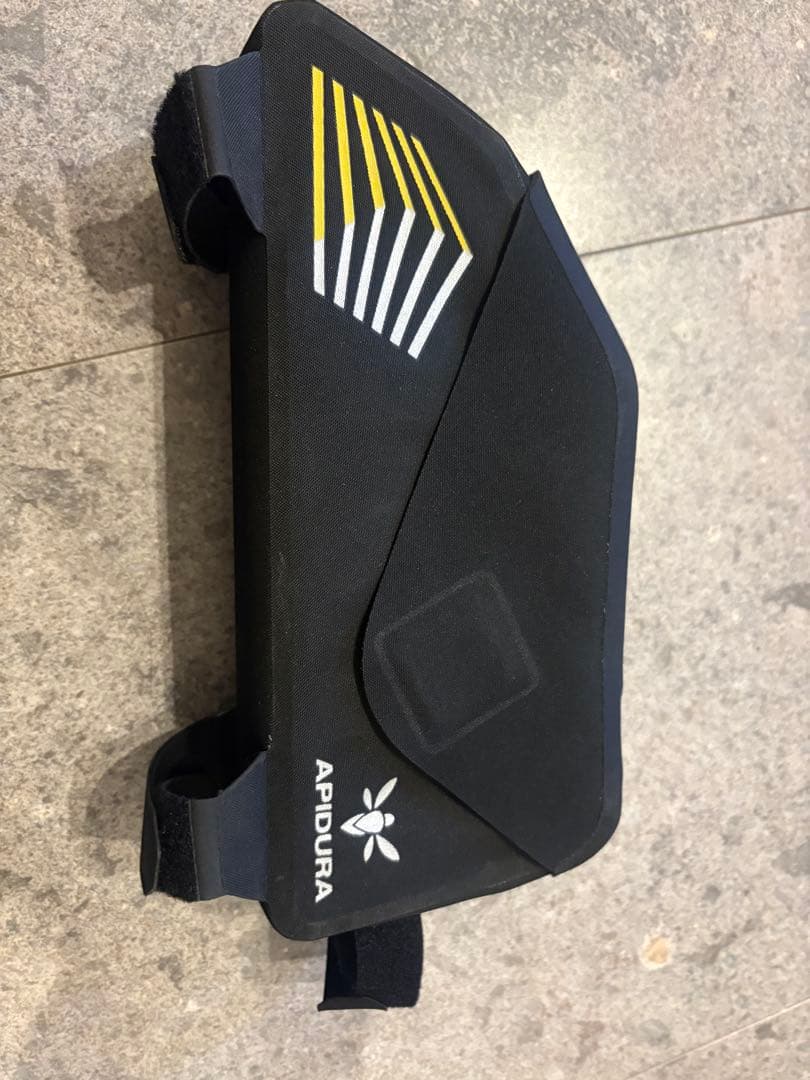 APIDURAアピデュラ レーシング・トップチューブパッグ