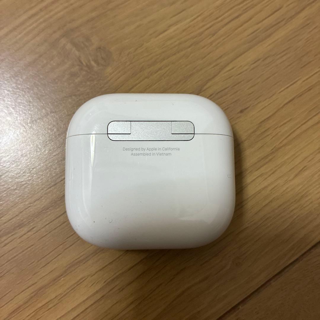 Apple AirPods 第4世代 ANC搭載モデル（箱なし）